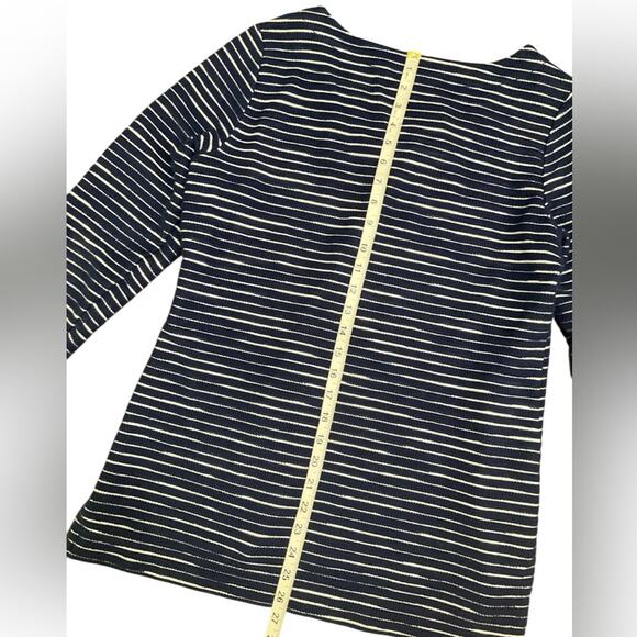 Tommy Bahama Women’s Tunic Sweater Lace up Navy Ivory Stripe Size Small EUC - Picture 5 of 6